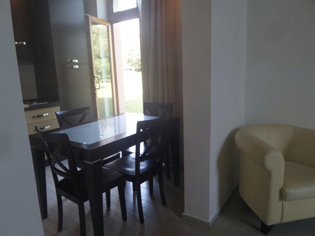 Cala Dei Mori Aparthotel Livorno Buitenkant foto